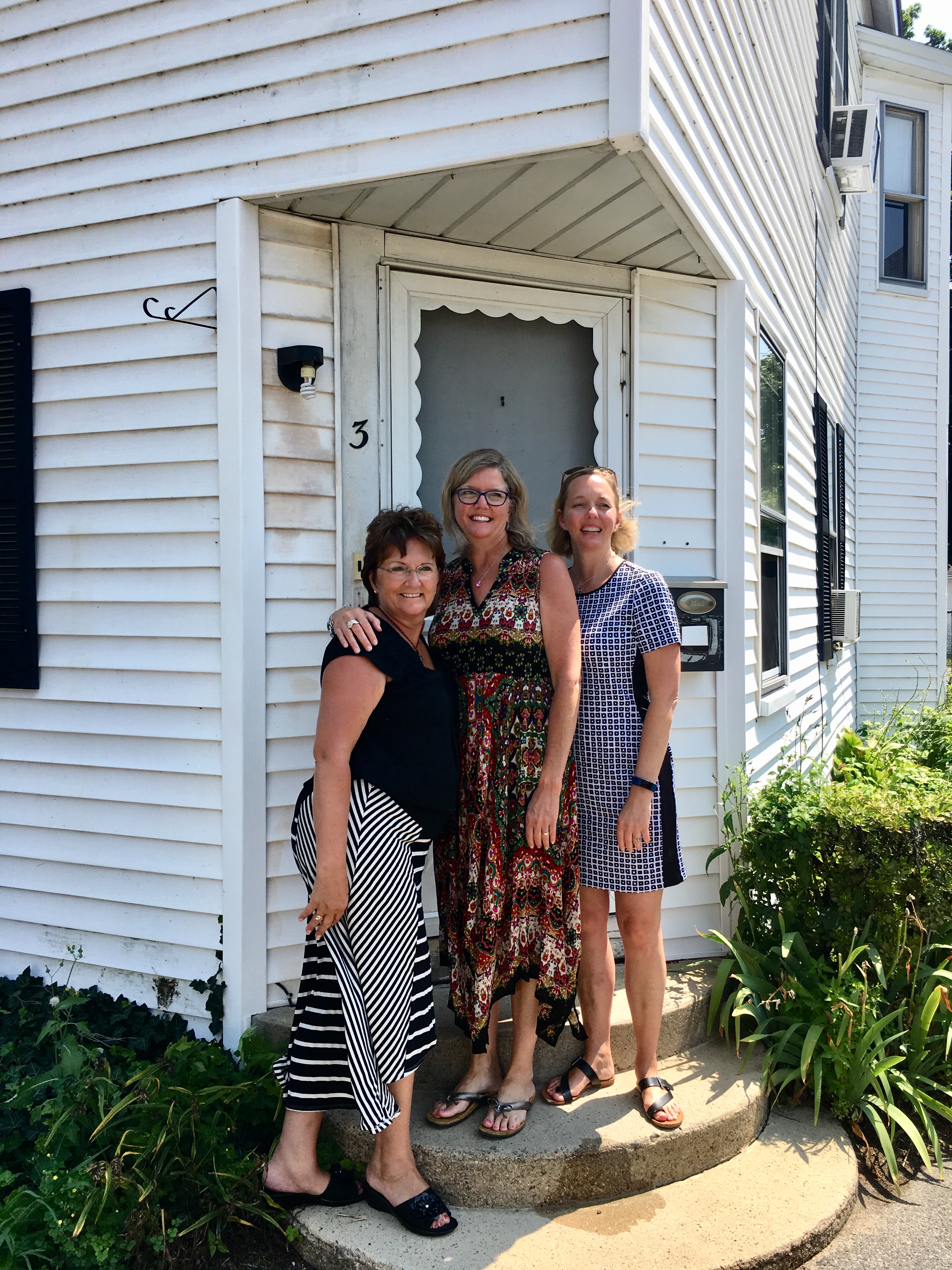 East coast haverhill doorway Lauren, MIchelle and me
